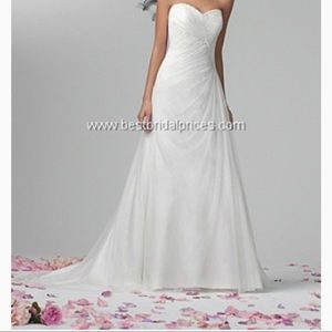 Alfred Angelo Bridal Gown style 2387